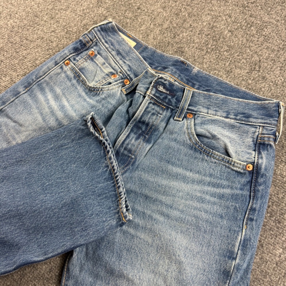 Levi's 501 Premium Jeans Size 30W x 32L Blue Straight Leg Button Fly Men's